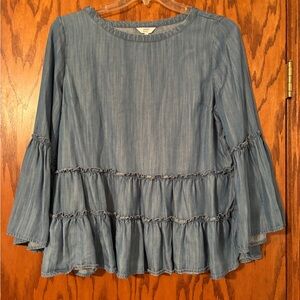 3/$25 NWOT Crown & Ivy denim like long sleeve top.  Size L.